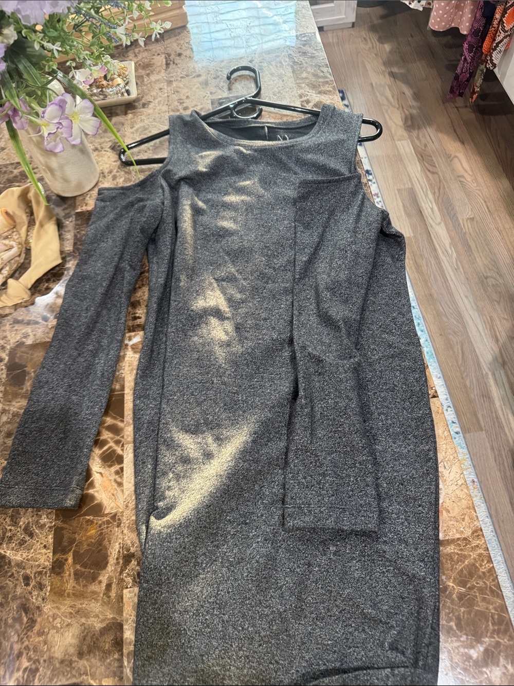 New York & Company Gray Cold-Shoulder Long Sleeve Bodycon Dress